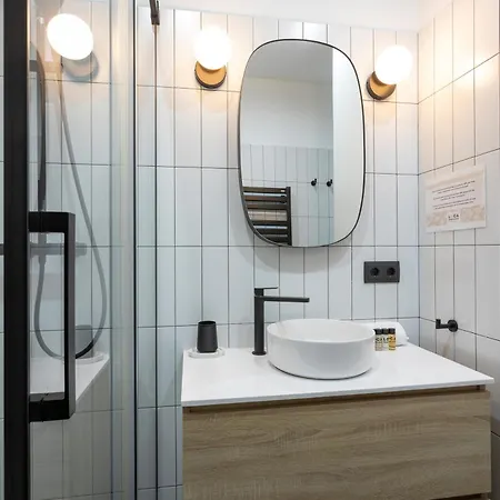 Apartamento 63mal1030 - Beautiful Near The Sagrada *